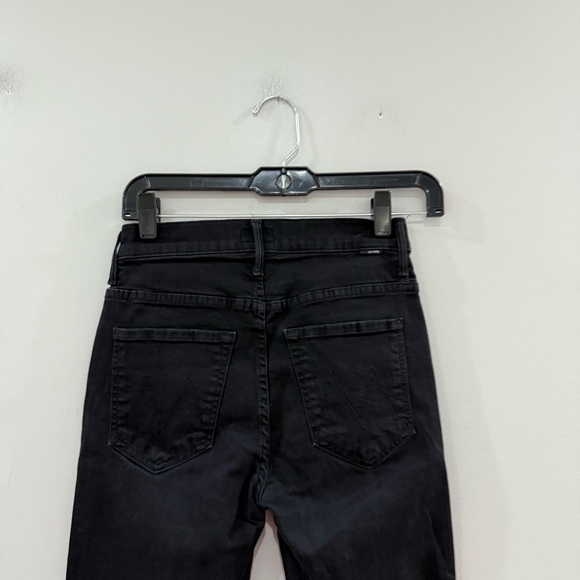 Mother Jeans The Insider Crop Step Fray in Not Guilty - Picture 4 of 8